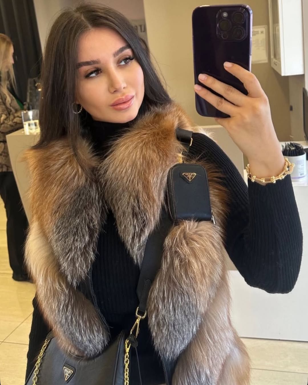 معطف فرو الثعلب