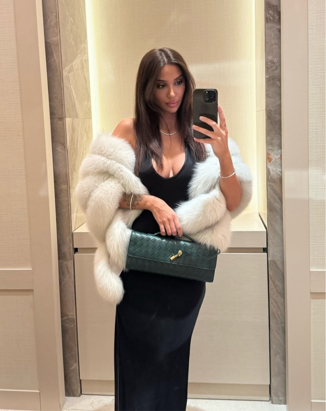 .⚜️Fox Fur shawl