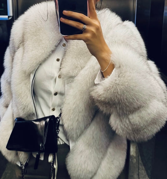 .⚜️Fox Fur Coat