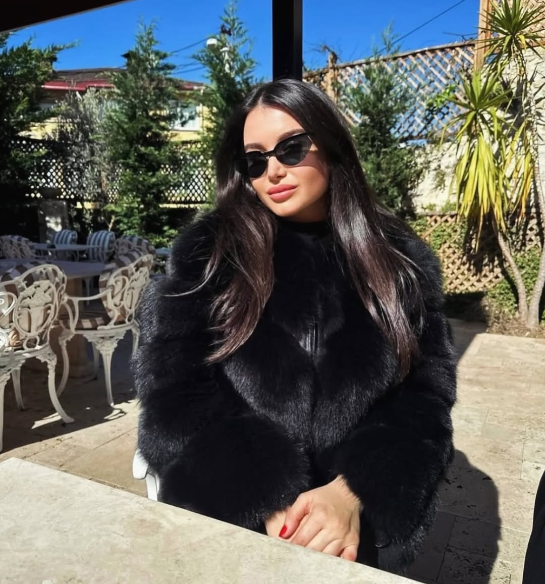 معطف فرو الثعلب