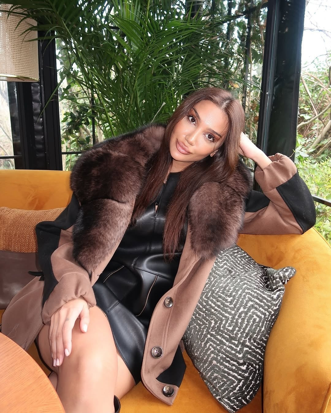 Z⚜️Cashmere & Fox