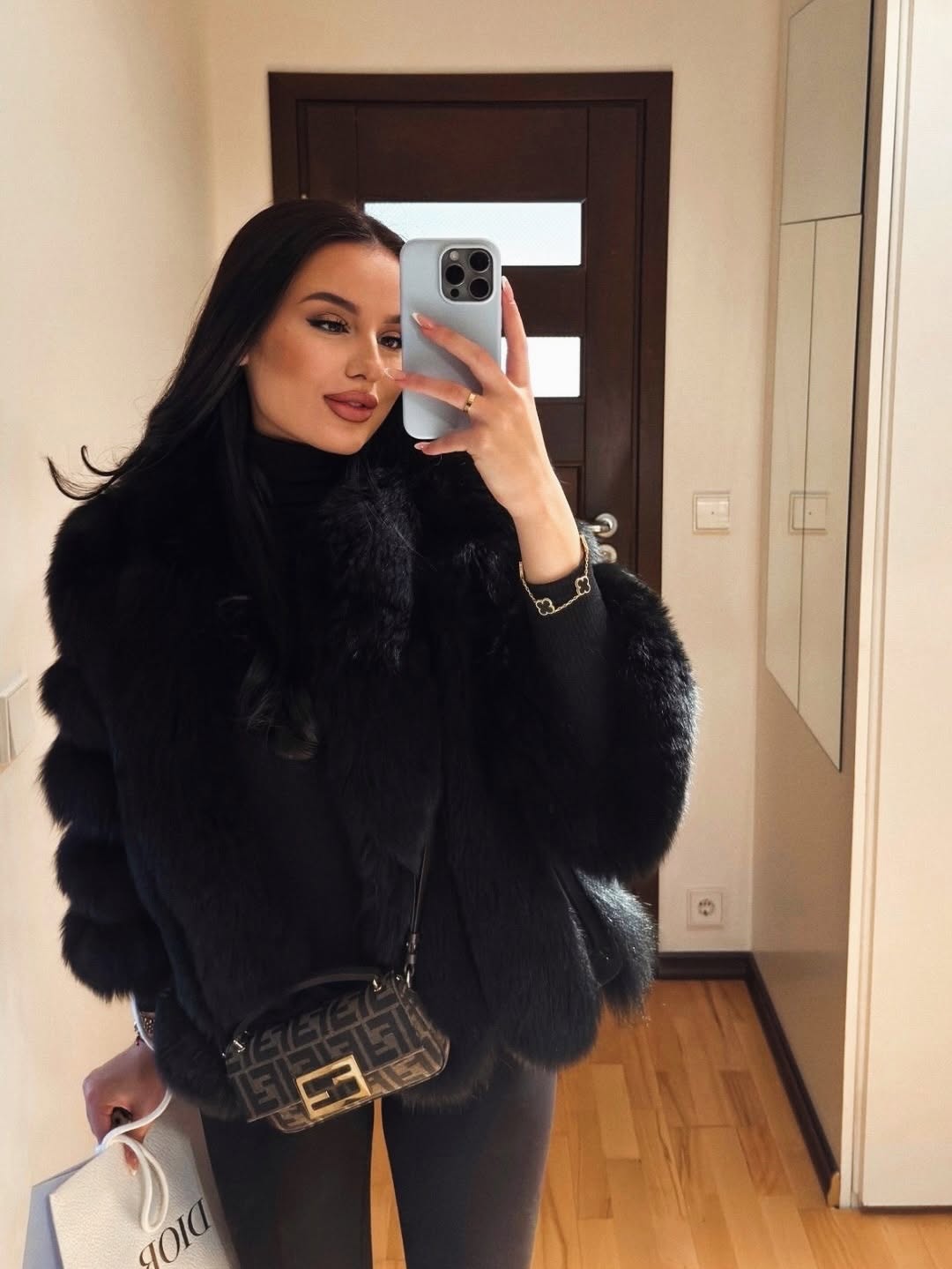 .NEW⚜️Fox Fur Coat