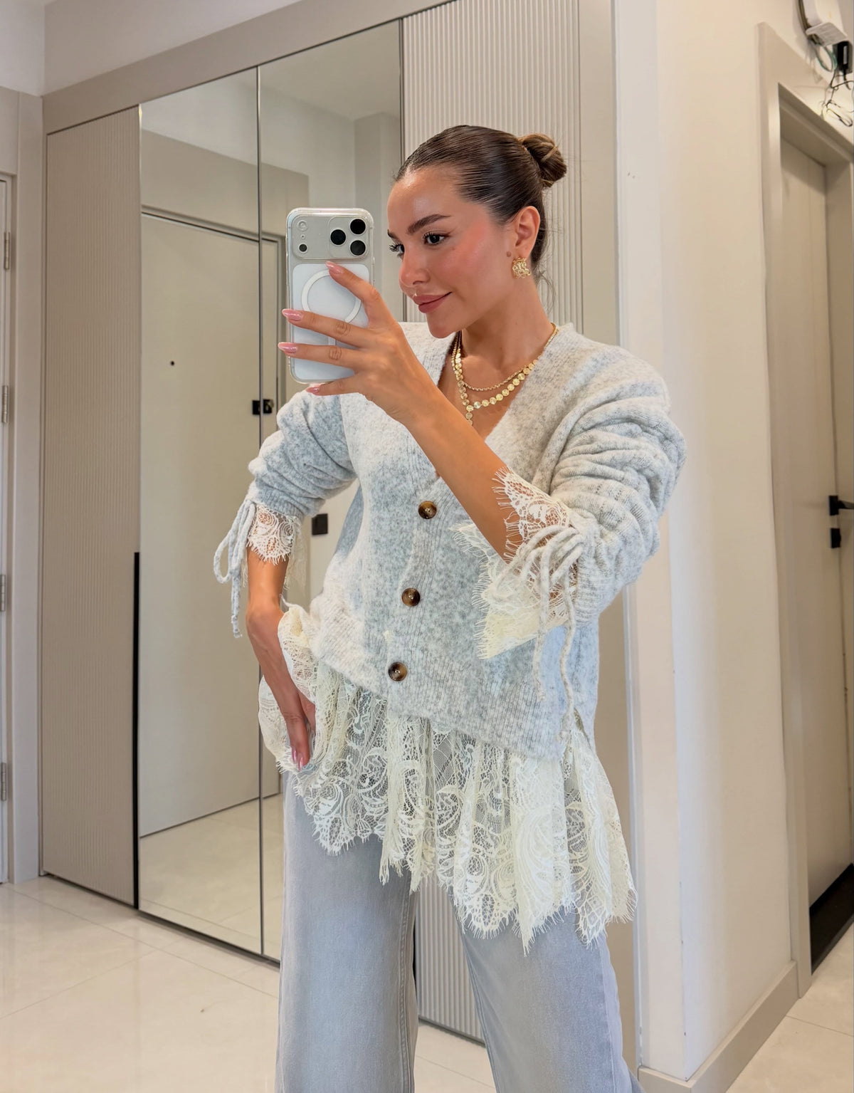 .NEW Lace Trim Cardigan