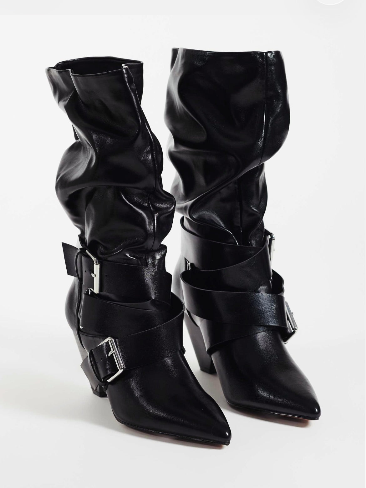 .NEW Buckled Boots