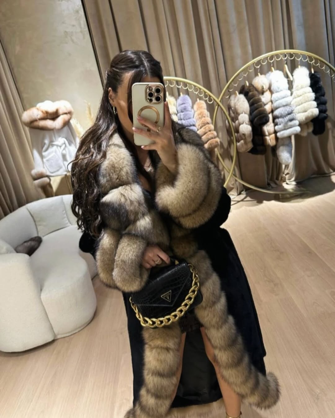 معطف فرو الثعلب